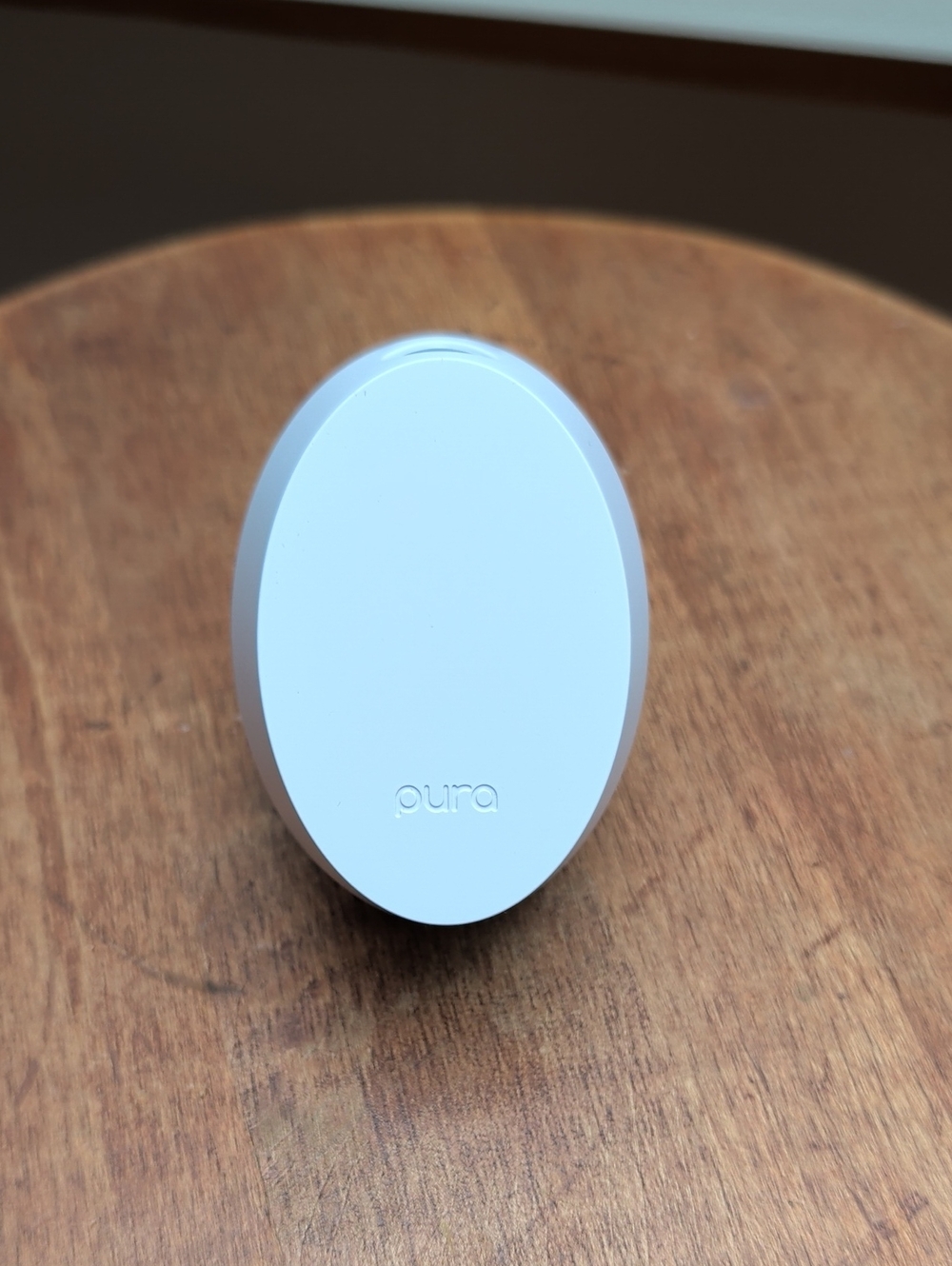 Pura Mini Oval Smart Fragrance Device: Comes With Sea Salt Grapefruit Scent
